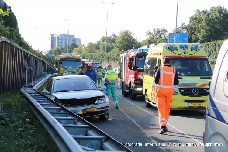 Twee auto&#39;s betrokken bij ongeval bij Naarden