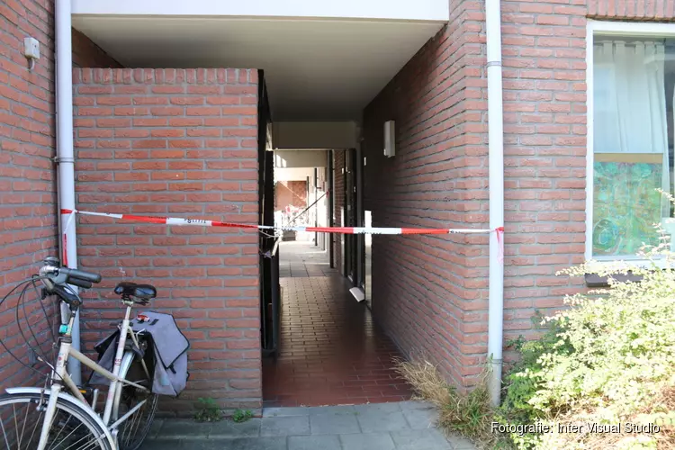 Groot politie onderzoek in woning in Bussum